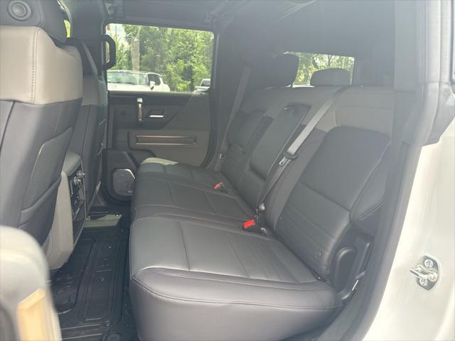 new 2025 GMC HUMMER EV SUV car