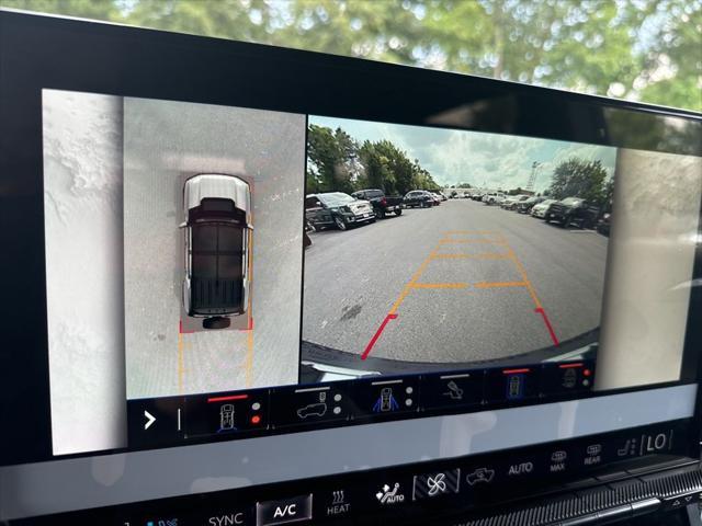 new 2025 GMC HUMMER EV SUV car