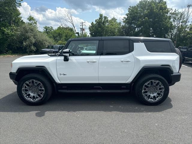 new 2025 GMC HUMMER EV SUV car