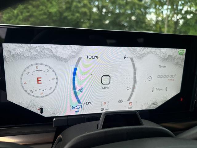 new 2025 GMC HUMMER EV SUV car