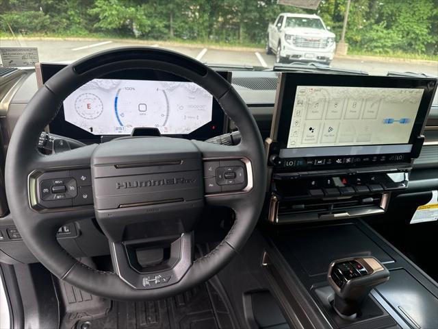new 2025 GMC HUMMER EV SUV car
