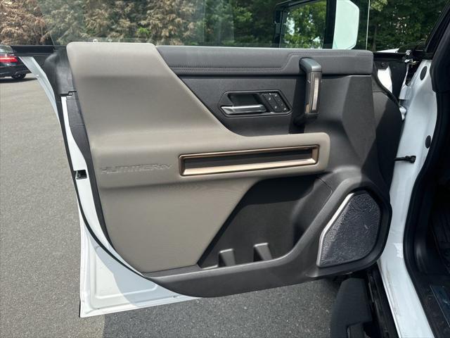 new 2025 GMC HUMMER EV SUV car