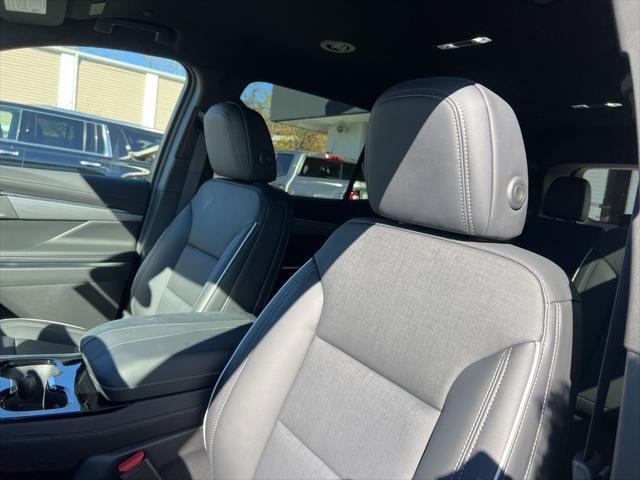 new 2025 Buick Enclave car, priced at $44,000