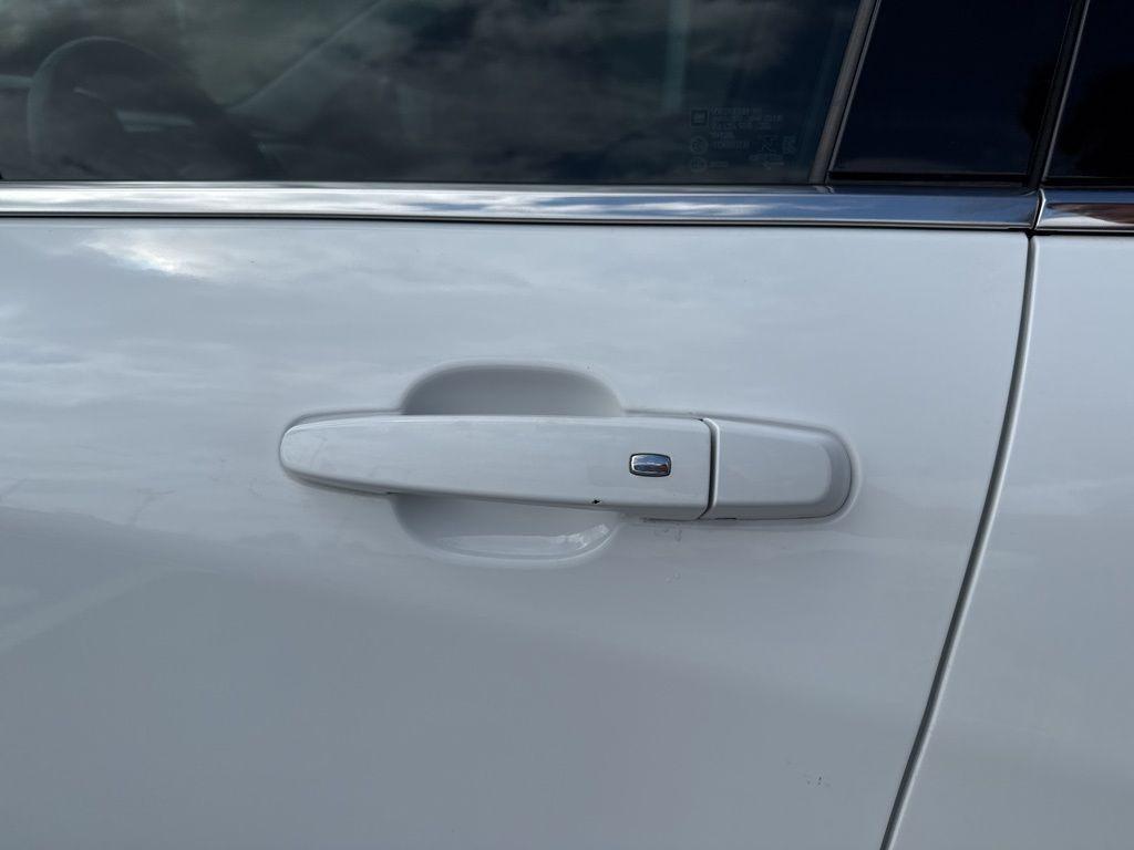 used 2018 Chevrolet Equinox car, priced at $15,500