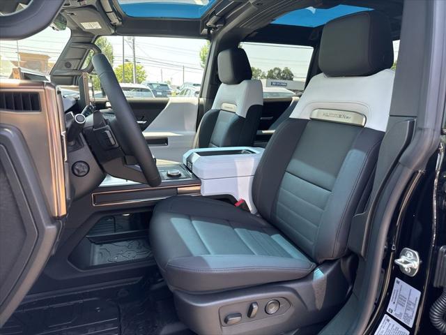 new 2025 GMC HUMMER EV Pickup car