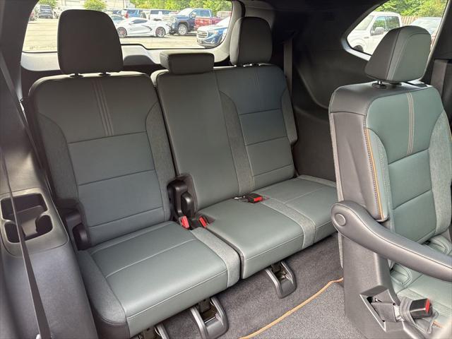 new 2025 GMC Acadia car, priced at $59,950