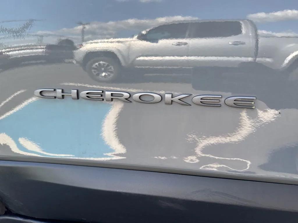 used 2019 Jeep Cherokee car, priced at $18,500