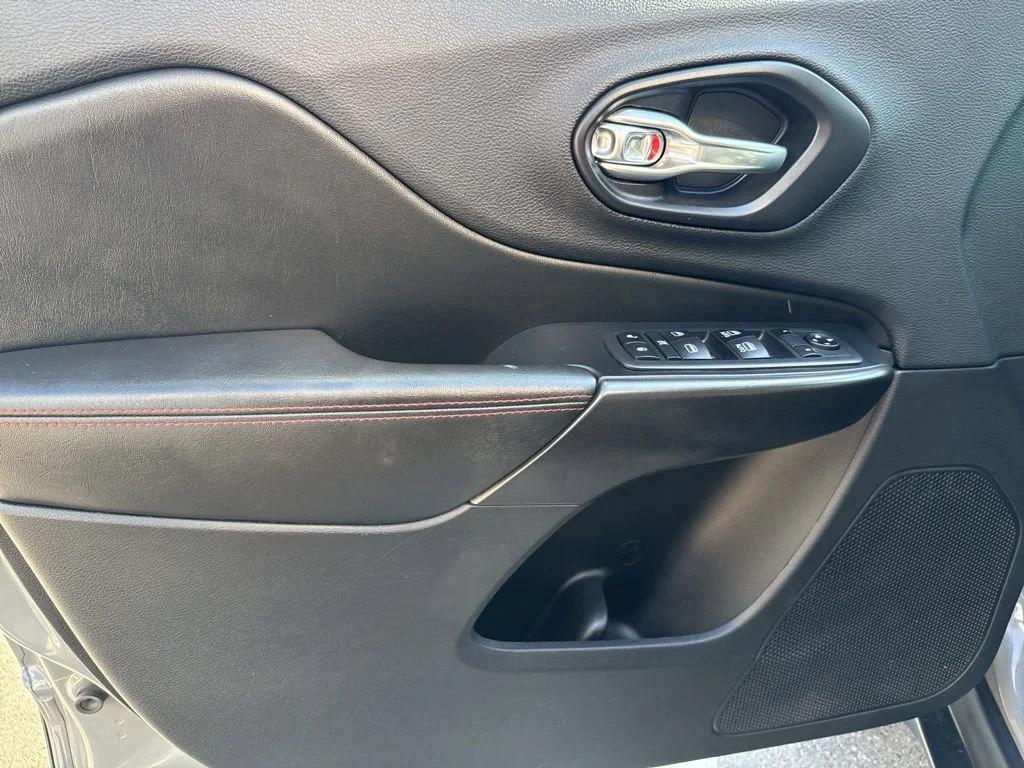 used 2019 Jeep Cherokee car, priced at $18,500
