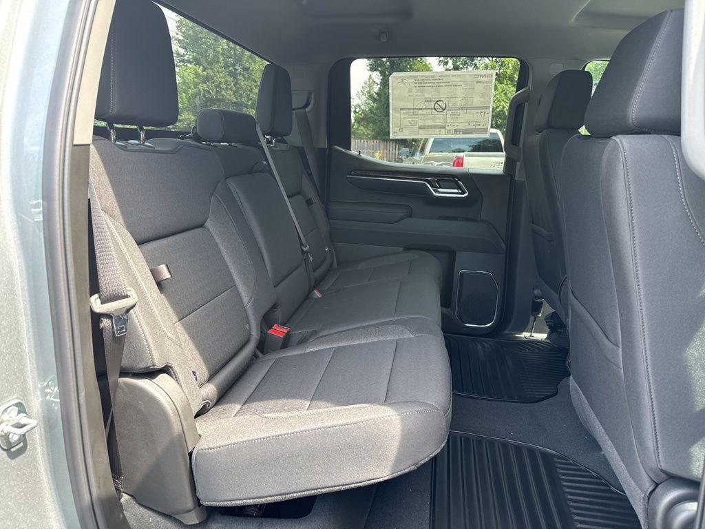 new 2025 GMC Sierra 1500 car, priced at $52,140
