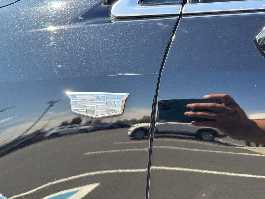used 2018 Cadillac XT5 car, priced at $18,301