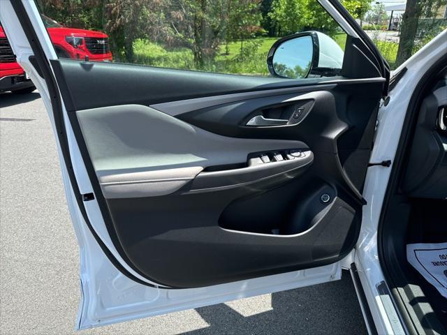 new 2025 Buick Envista car