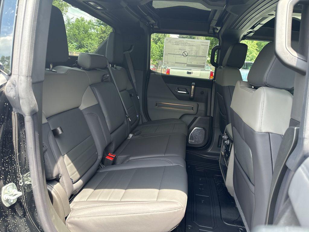 new 2025 GMC HUMMER EV Pickup car, priced at $88,189