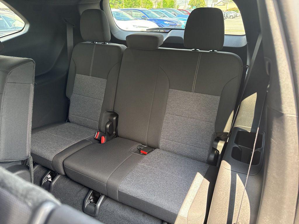 new 2025 GMC Acadia car, priced at $42,840