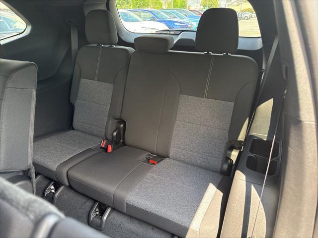new 2025 GMC Acadia car