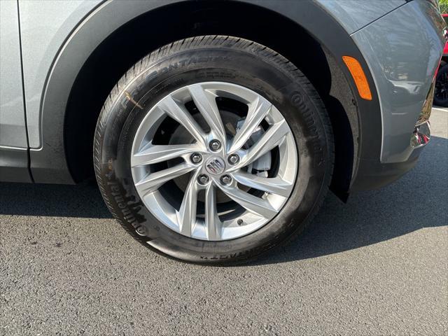 new 2025 Buick Envista car