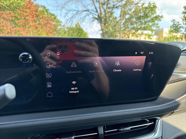 new 2025 Buick Envista car