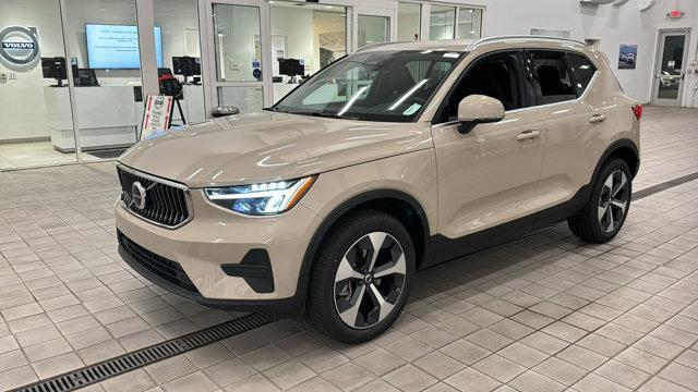 new 2025 Volvo XC40 car, priced at $44,800