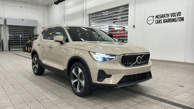 new 2025 Volvo XC40 car, priced at $44,800