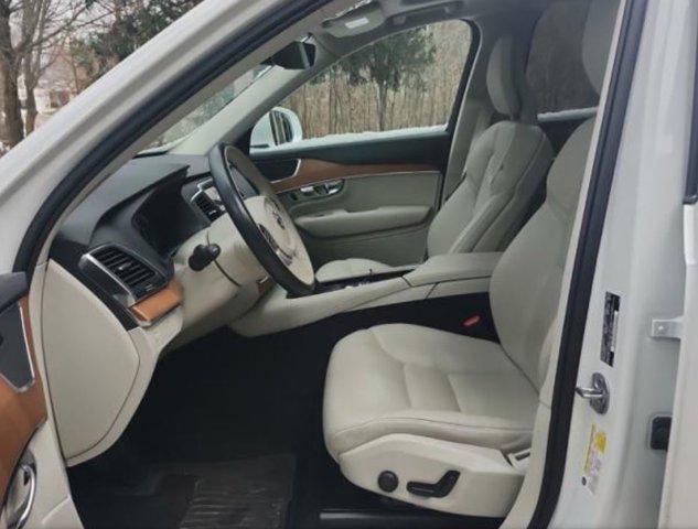 used 2022 Volvo XC90 car, priced at $37,998