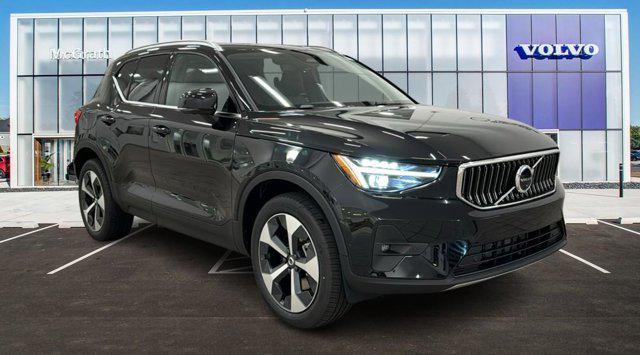 new 2025 Volvo XC40 car, priced at $48,315