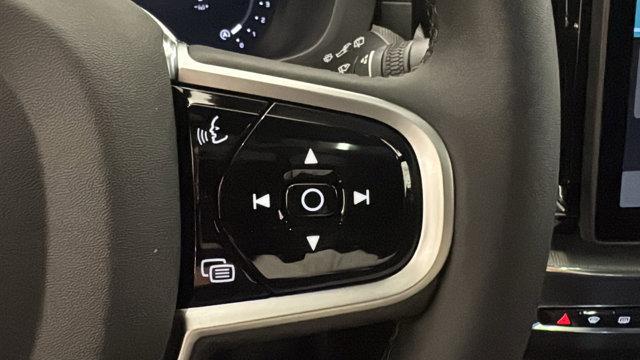 new 2026 Volvo XC60 car, priced at $65,120
