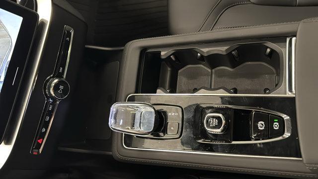 new 2025 Volvo XC90 Plug-In Hybrid car, priced at $77,805