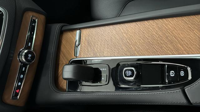 used 2024 Volvo XC90 Recharge Plug-In Hybrid car, priced at $56,400