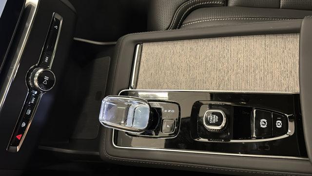 new 2026 Volvo XC90 car, priced at $75,575