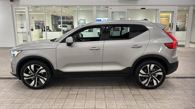 new 2025 Volvo XC40 car, priced at $47,575