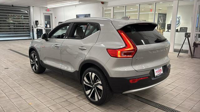 new 2025 Volvo XC40 car, priced at $47,575