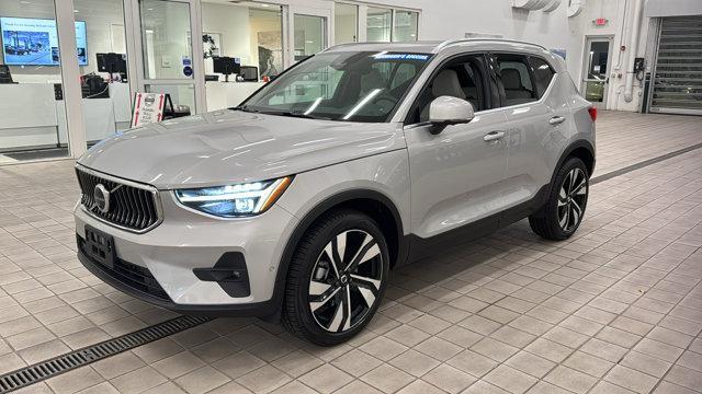 new 2025 Volvo XC40 car, priced at $47,575