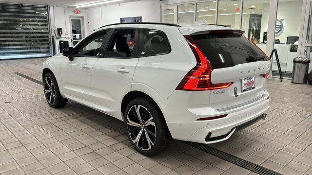 new 2025 Volvo XC60 car, priced at $60,635