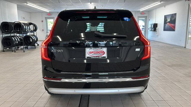 used 2022 Volvo XC90 Recharge Plug-In Hybrid car, priced at $40,900