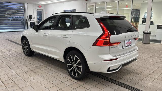 new 2025 Volvo XC60 car, priced at $55,335