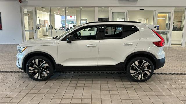 new 2025 Volvo XC40 car, priced at $51,685