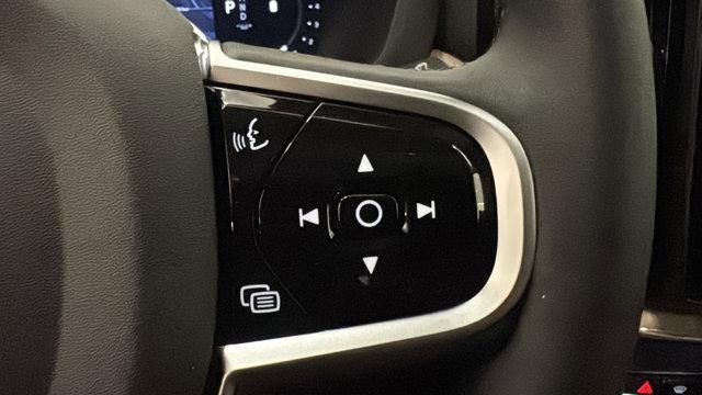 new 2026 Volvo XC60 car, priced at $57,985