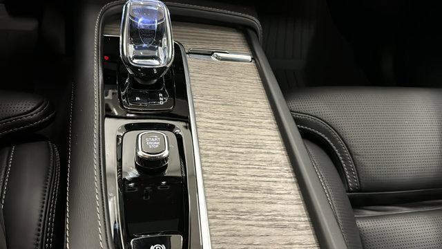 new 2024 Volvo XC90 car, priced at $77,450