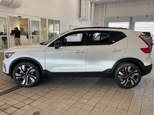 new 2024 Volvo XC40 car, priced at $47,192
