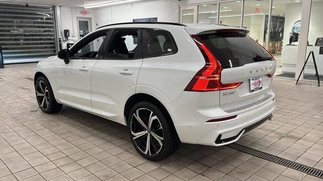 used 2022 Volvo S60 Recharge Plug-In Hybrid car, priced at $40,900