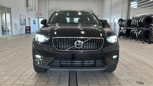 new 2025 Volvo XC40 car, priced at $51,565