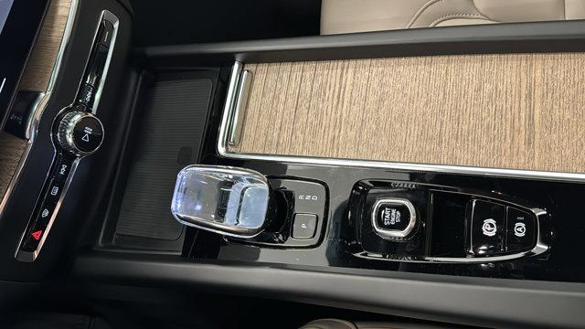 new 2026 Volvo XC60 Plug-In Hybrid car, priced at $69,285