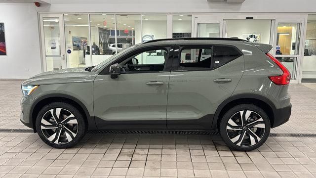 new 2025 Volvo XC40 car, priced at $49,575