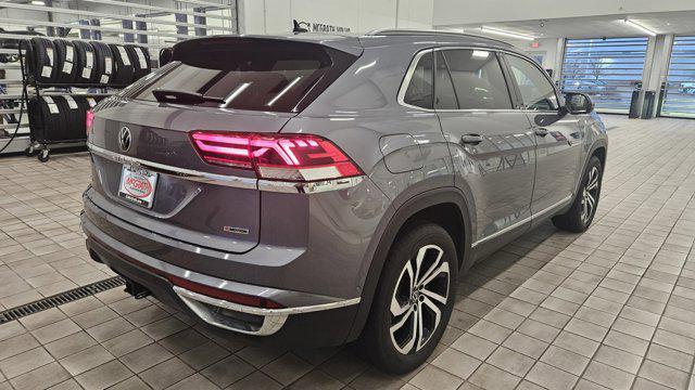 used 2020 Volkswagen Atlas Cross Sport car, priced at $27,599