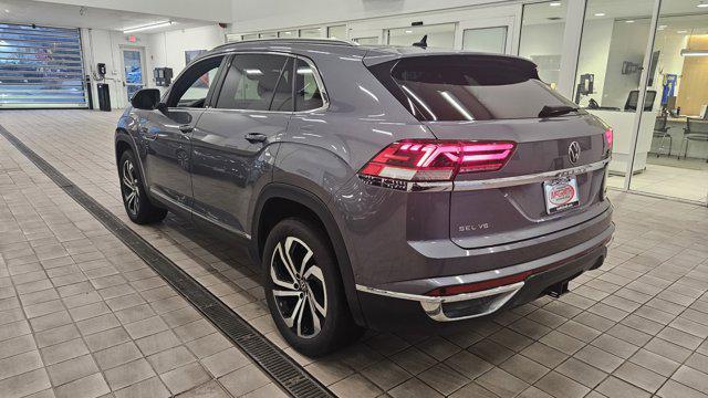 used 2020 Volkswagen Atlas Cross Sport car, priced at $27,599