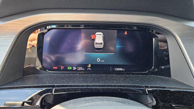 used 2024 Volkswagen Atlas Cross Sport car, priced at $37,900