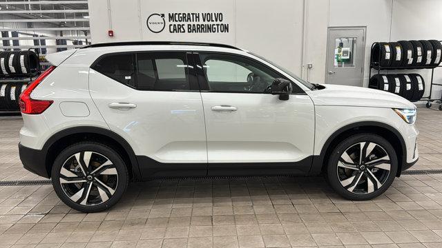 new 2025 Volvo XC40 car, priced at $49,790