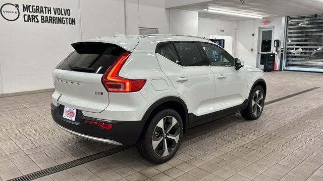 new 2025 Volvo XC40 car, priced at $46,015