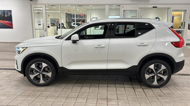 new 2025 Volvo XC40 car, priced at $46,015