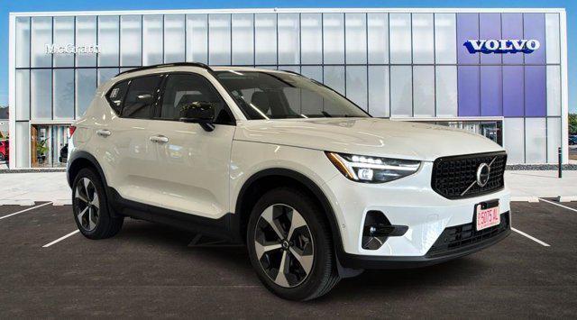 new 2025 Volvo XC40 car, priced at $45,335