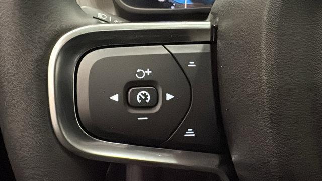 new 2025 Volvo XC40 car, priced at $48,785